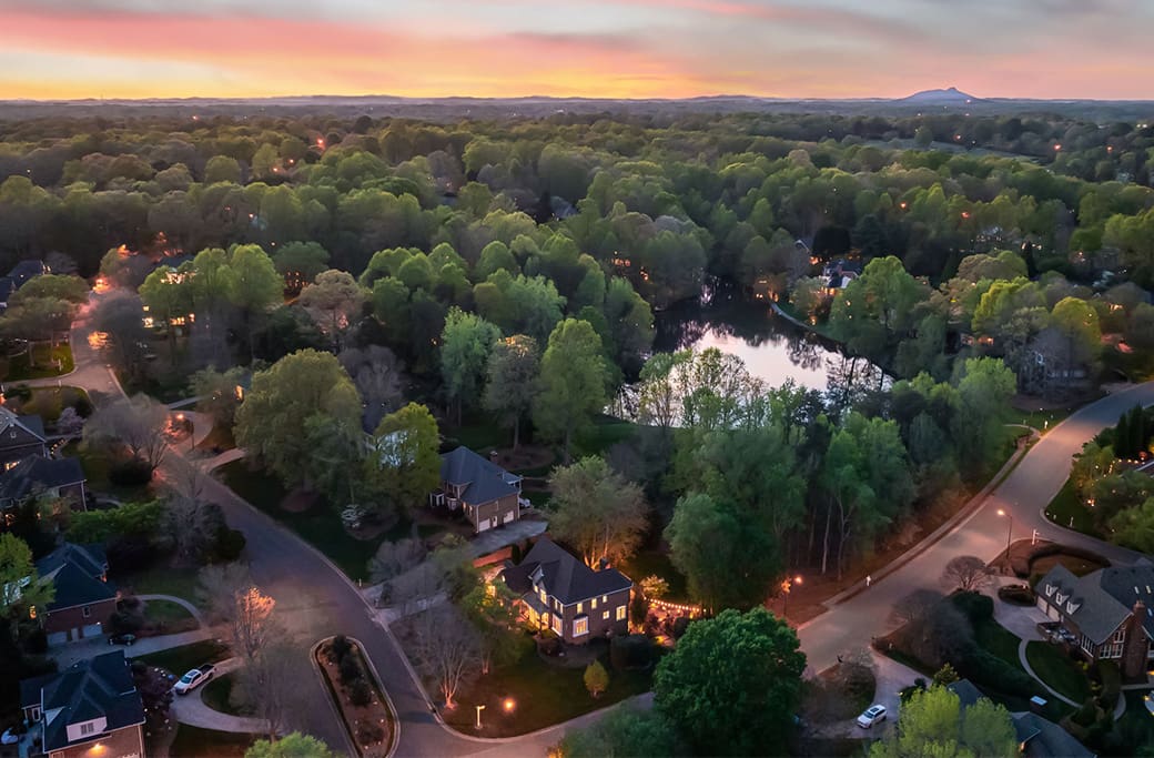 Greenbrier's Convenient Location